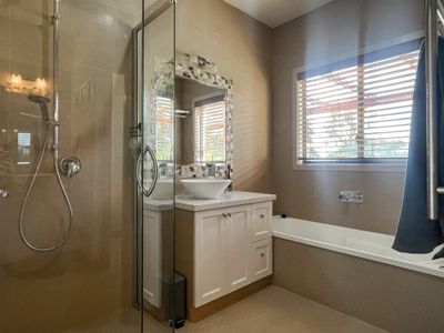 24 Suttie Drive, Swan Hill