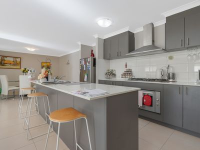 18 Eldorado Loop, Meadow Springs
