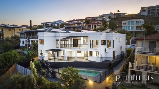 6 Moroccan Street, Highland Park