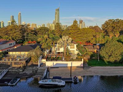 24 Gibraltar Drive, Isle Of Capri