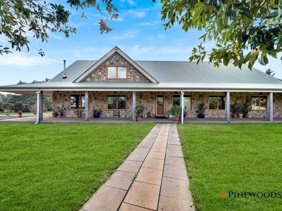 5 Swaney Court, Strathtulloh