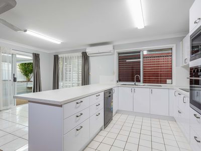 30 Glasshouse Cir, Kallangur