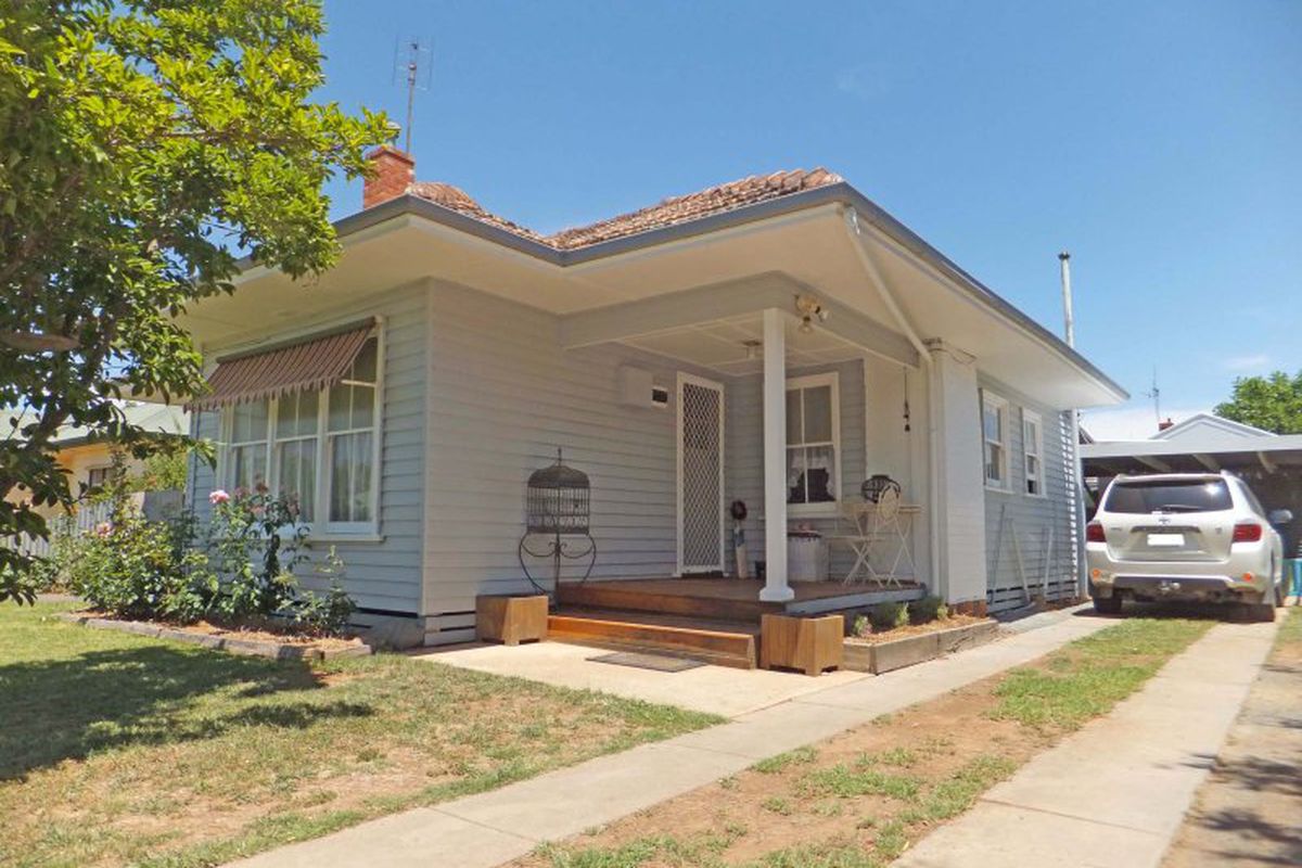 52 Lake Road, Kyabram