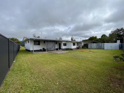 4 Solar Crescent, Atherton