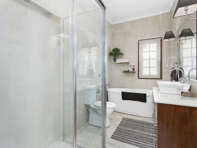22 Fisher Street, West Wollongong