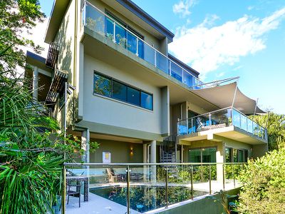 Barrier Reef House, 6 Marina Terrace, Hamilton Island