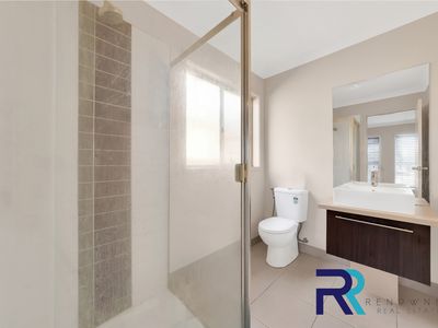 51 pioneer drive, Deer Park