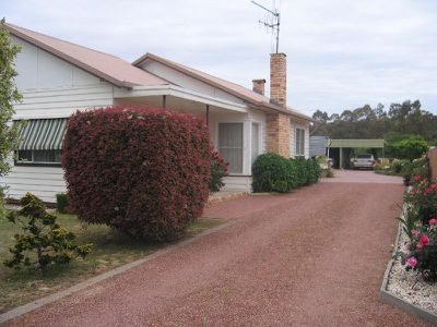 36 BEAUCHAMP STREET, Heathcote