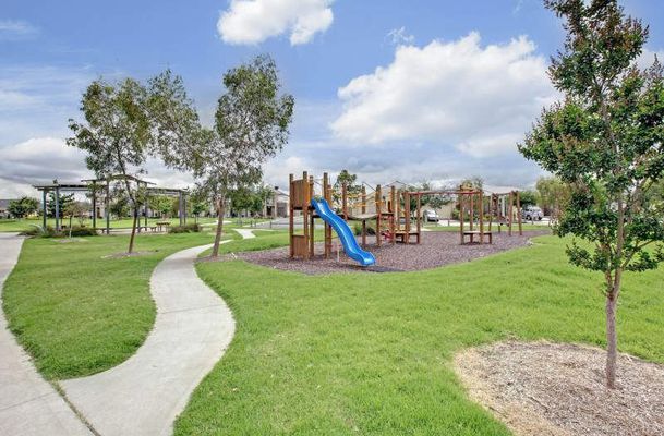 131 Marathon Boulevard, Craigieburn