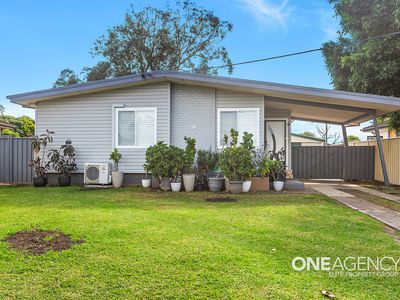 18 Fleetwood Cres, Warilla