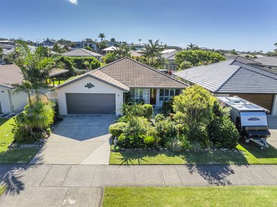 16 Saltwater Crescent, Corindi Beach