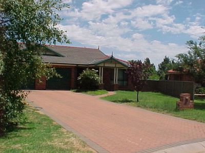 4B Gerber Place, Dubbo