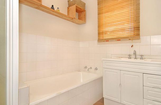48 Whitley Crescent, Craigieburn