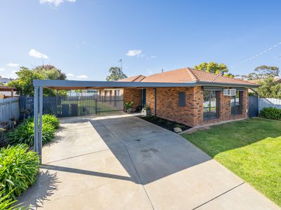 13 Menzies Street, Mooroopna