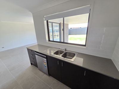 1/11 Millhouse Close, Farley