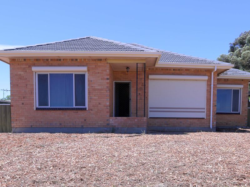 38 Briens Road, Northfield