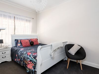 31 Gatacre Drive, Somerville