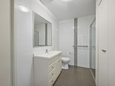 82 / 329 Flemington Road, Franklin