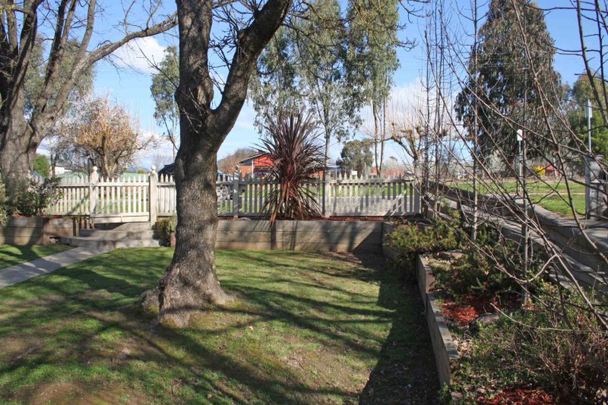 1 / 43 Hunter Street, Mansfield