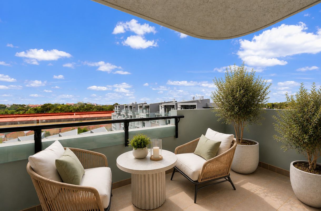 806 / 99-101 Dalmeny Avenue, Rosebery