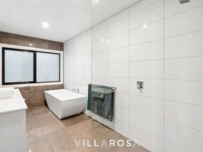19 Lapin Grove, Wandana Heights