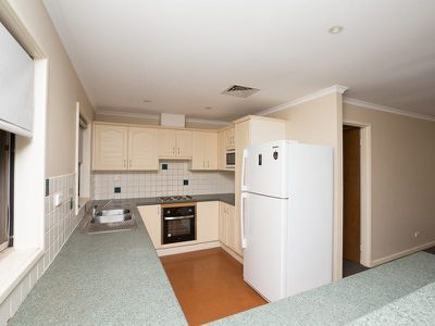 4 Lovell Way, South Hedland