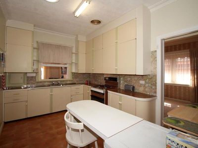 93 Mitre Street, Bathurst