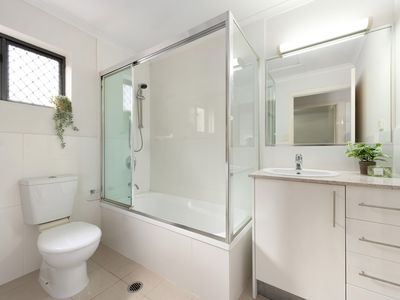 8 / 2 Riverton Street, Clayfield