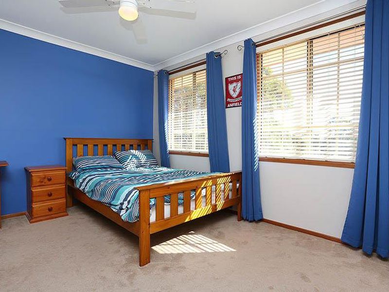 77 Kurrajong Cct, Mount Annan