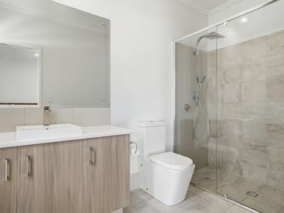 240 Leeuwin Boulevard, Bushmead