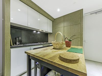 417 / 74 Queens Road, Melbourne