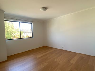 24 / 6 Tench Street, Kingston