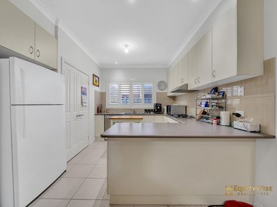 21 Brockwell Crescent, Manor Lakes