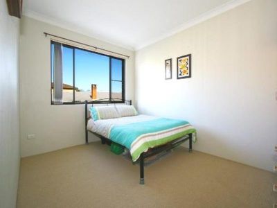 2 / 13 Mercury Street, Wollongong