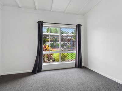 6 MOORE ROAD, Kewarra Beach