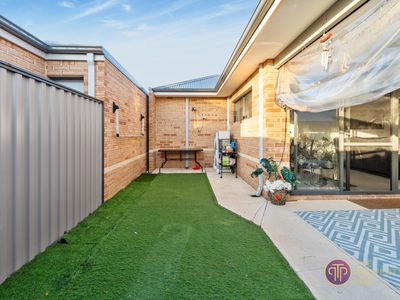 2 / 40 Morley Street, Maddington