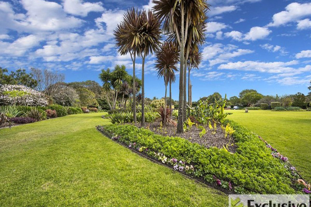 60 Cook Road, Centennial Park