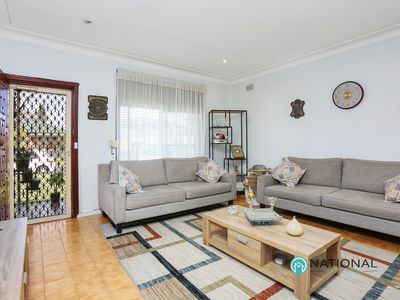 9 Winston Avenue, Guildford