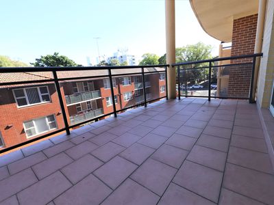 17 / 12  Everton Road, Strathfield