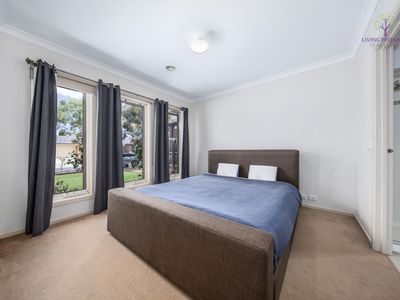 93 Tristania Drive, Point Cook