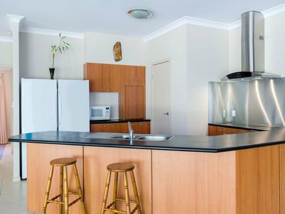 36 Lakeside Drive, Cooroibah