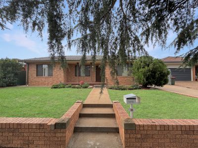 26 Alder Place, Dubbo