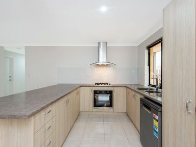 9 Explorers Crescent, Baldivis