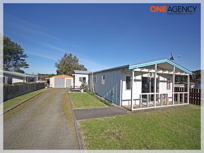 8 Hennsessy Street East, Foxton Beach