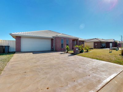 20 Hindmarsh Esplanade, Dubbo