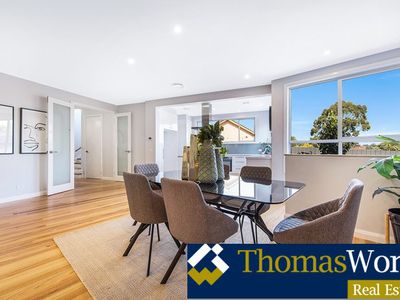 1 / 2  Doorawarrah Court, Mount Waverley