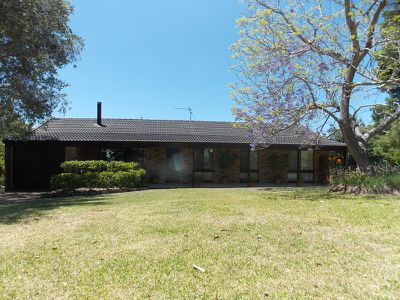 30 Meyers Crescent, Cooranbong