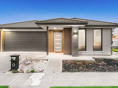 30 Colonial Circuit, Tarneit