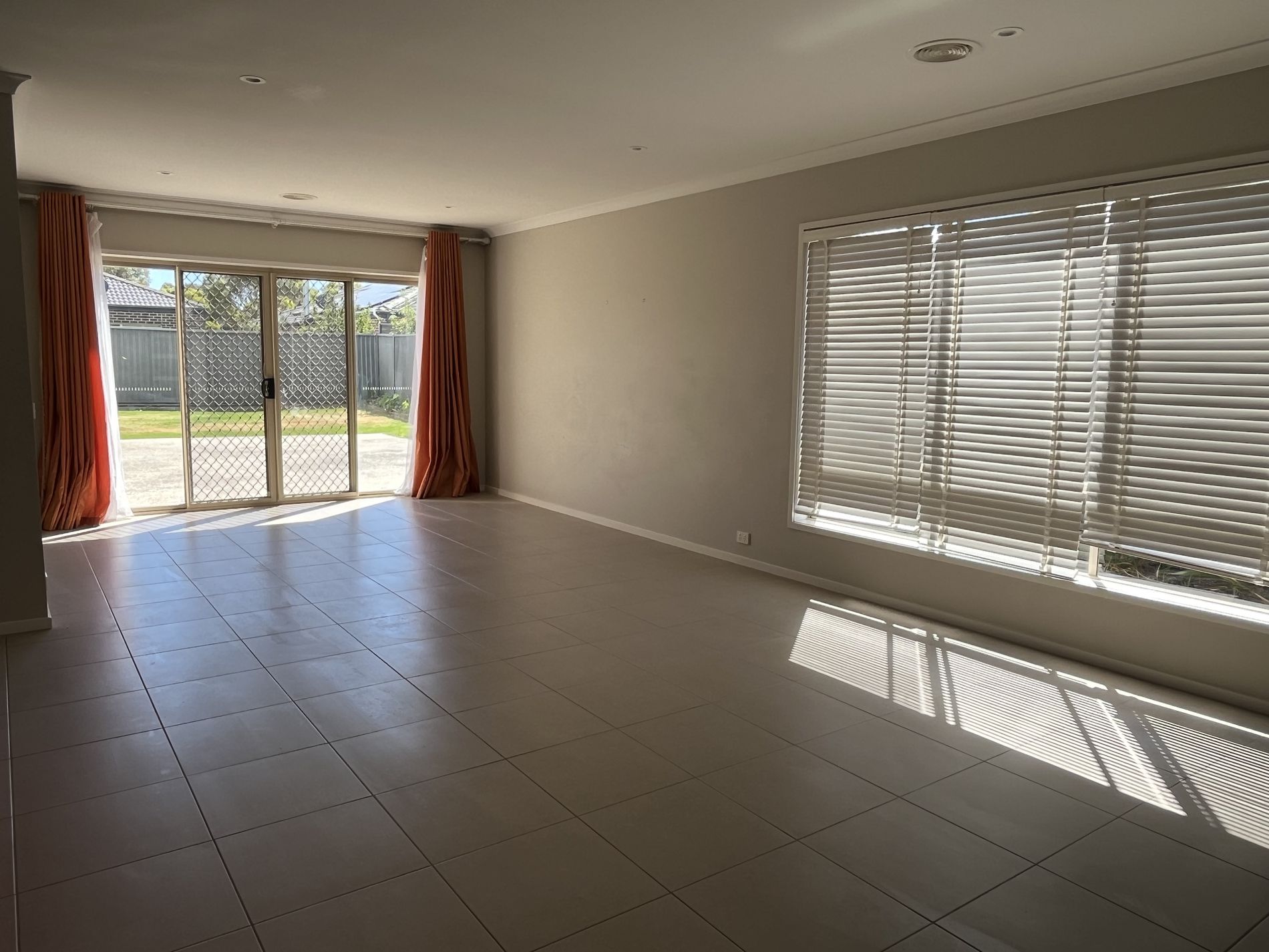 9 Cape Barron Drive, Lara