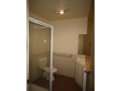 2 / 4 Austin Stret, Wynyard